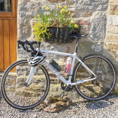 Old Hall Byre Holiday home *